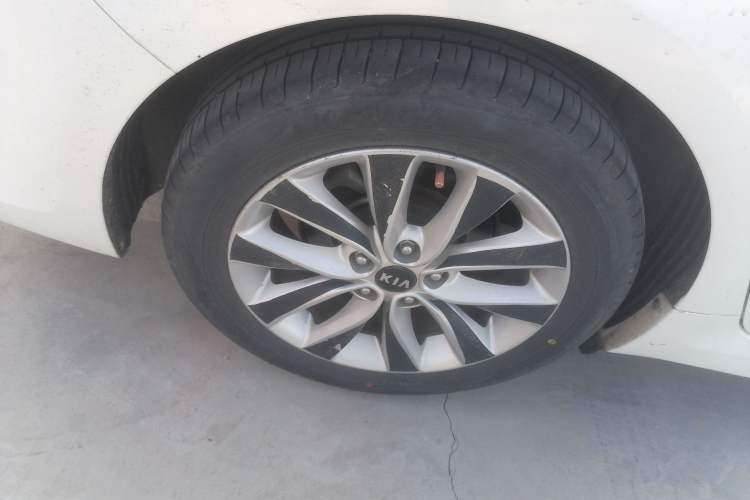 Used Kia K5 2016 1.6T Automatic LUX
