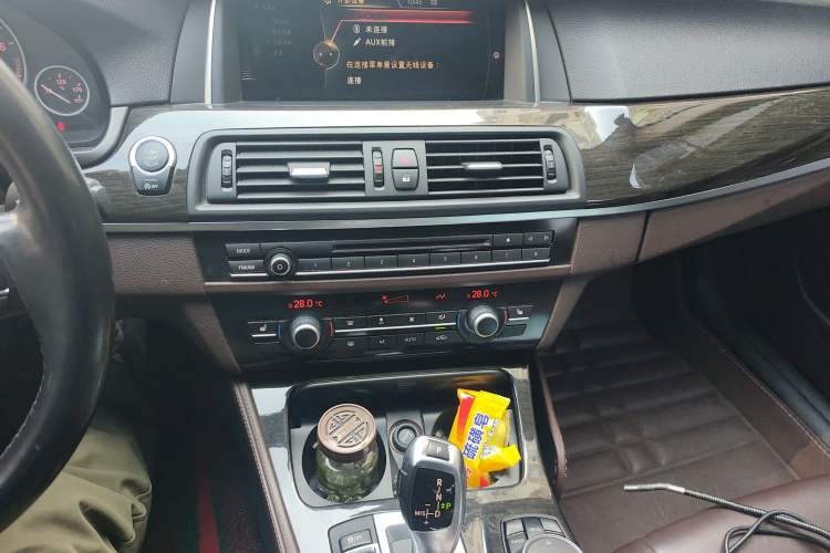 Used BMW 5 Series 2014 525Li Luxury Design Package
