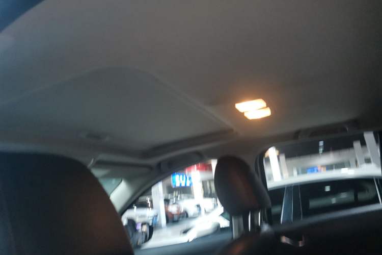 Used Mazda CX-5 2015 2.0L Automatic Two-Wheel Drive Urban Version
