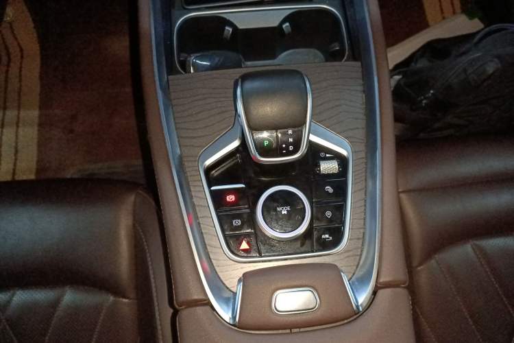 Used Chery Tiggo 8 PRO 2024 Champion Edition 290T Two-Wheel Drive Peak Version 5 Seats
