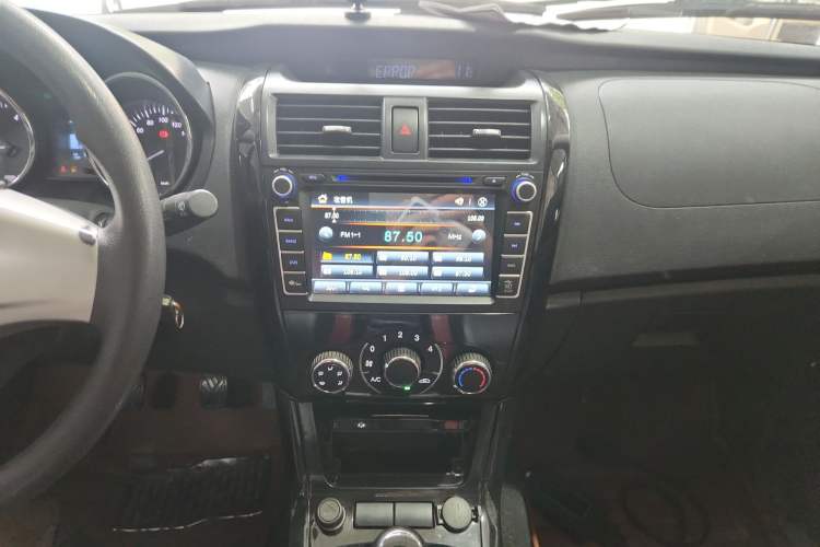 Used HYOSOW S3 2016 1.5L Manual Entrepreneurship Model
