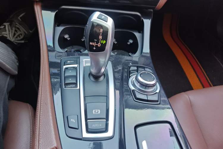 Used BMW 5 Series 2017 520Li Elegant Edition
