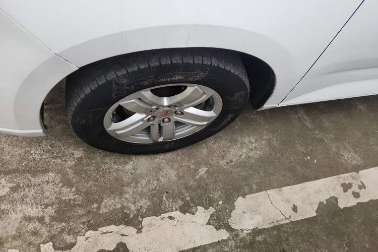 Used Wuling Hongguang PLUS 2019 1.5T Manual Comfort Version 7 Seats
