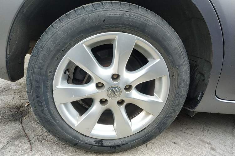 Used Nissan Tiida 2014 1.6L CVT Comfort Model
