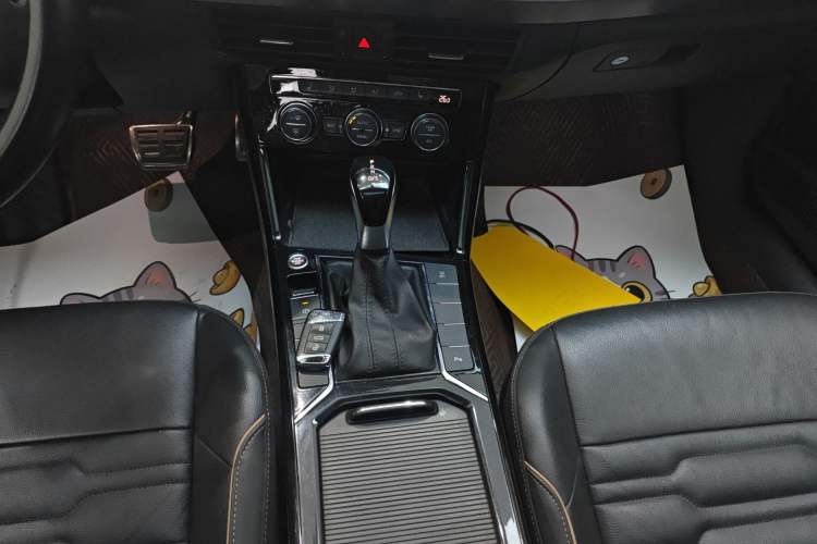 Used Volkswagen Passat 2019 330TSI Elite Edition China VI
