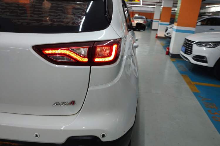 Used Dongfeng Aeolus AX4 2017 1.6L Manual ChaoShang Model