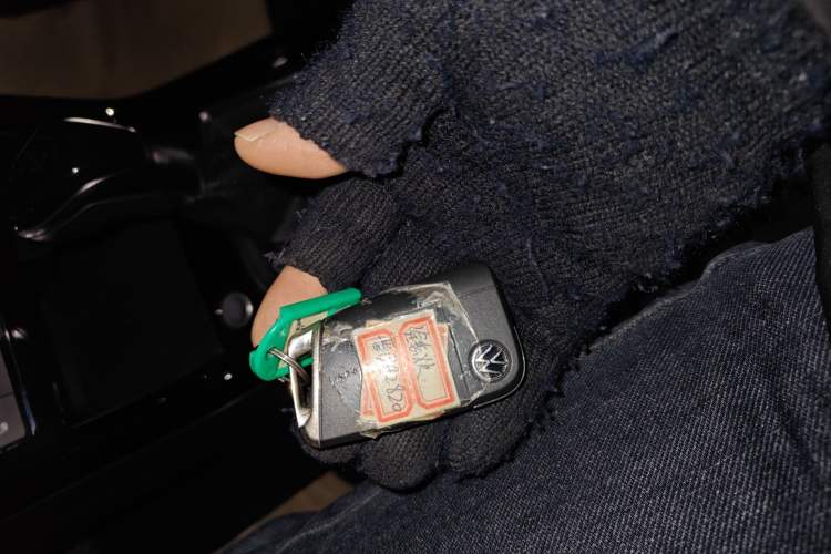 Used Volkswagen Tharu 2025 NewRui 300TSI Prestige Edition
