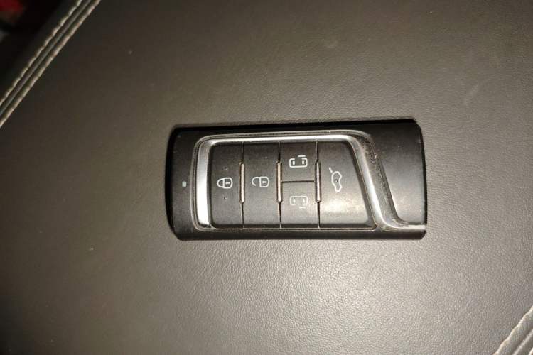 Used GAC Trumpchi M8 2018 320T Luxury Edition
