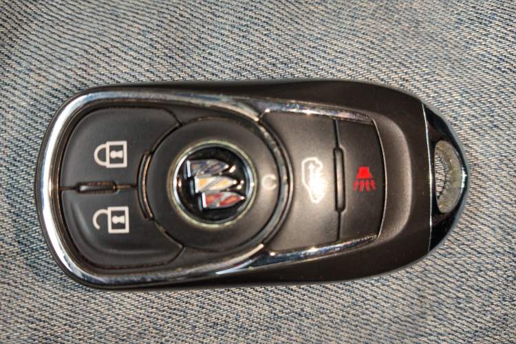 Used Buick GL8 2023 Land Executive Class 652T Luxury Model