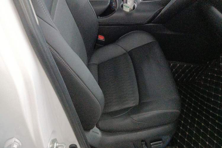 Used Toyota Venza 2023 2.0L CVT Two-Wheel Drive Prestige Version
