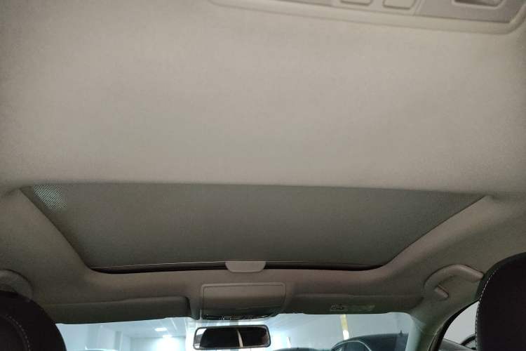 Used Volkswagen Lamando 2019 230TSI DSG Fashion Edition China VI
