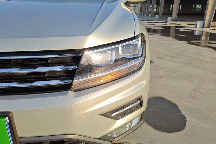 Used Volkswagen Tiguan L 2019 Updated Version 330TSI Automatic Two-Wheel Drive Panoramic Comfort Edition China VI Standard
