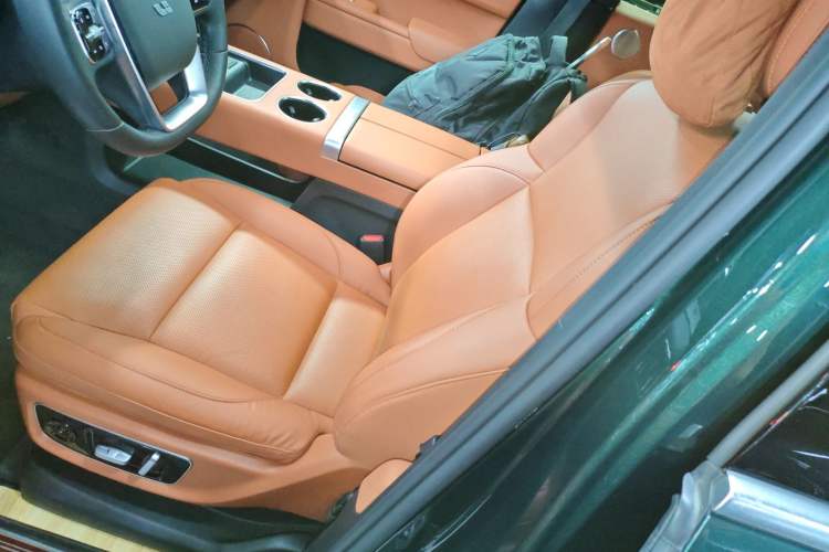 Used Li Auto L8 2023 Pro Model
