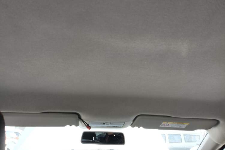 Used Volkswagen Jetta 2015 1.6L Manual Fashion Edition