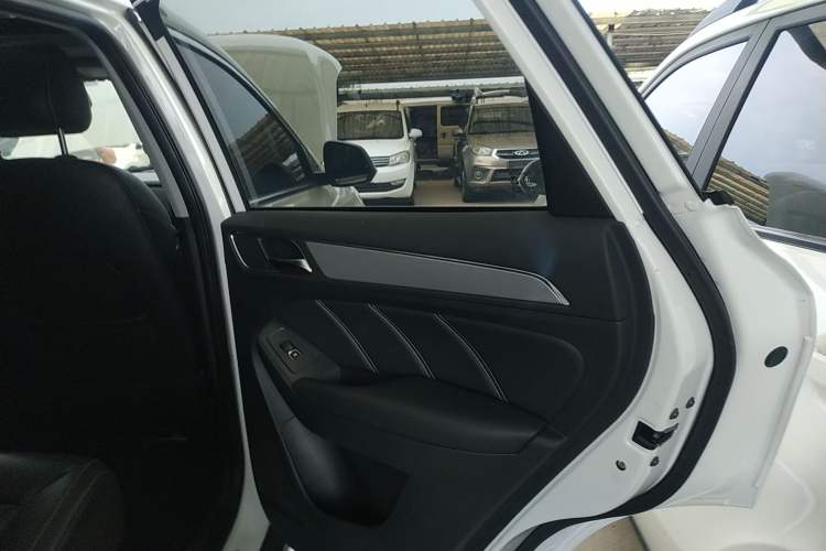 Used Roewe RX5 2020 20T Automatic 4G Connect Superior Flagship Edition
