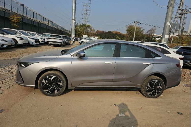 Used Geometry G6 2024 500KM Flagship Version
