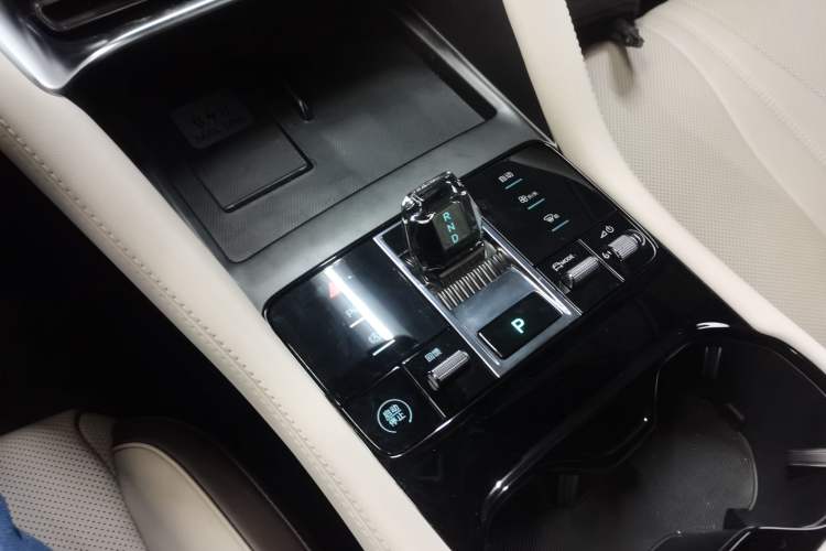 Used BYD Song PLUS New Energy 2025 EV Intelligent Driving Version 520km Premium Model
