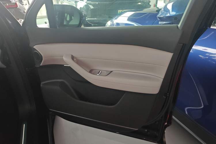 Used Nio EC6 2024 75 kWh
