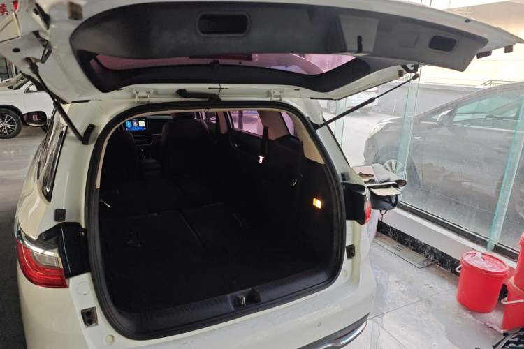 Used BYD Song MAX 2019 1.5T Manual Smart Connect Ruiyi Model 7 Seats China V Emission Standard