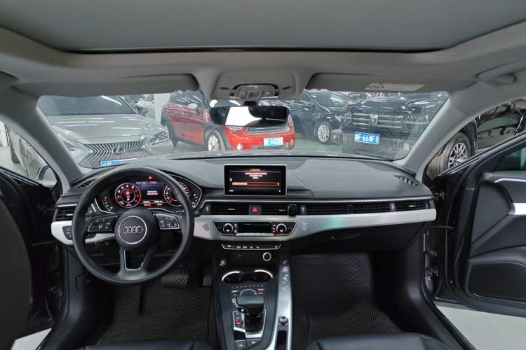 Used Audi A4L 2019 40 TFSI Fashion Edition China VI Emission Standard