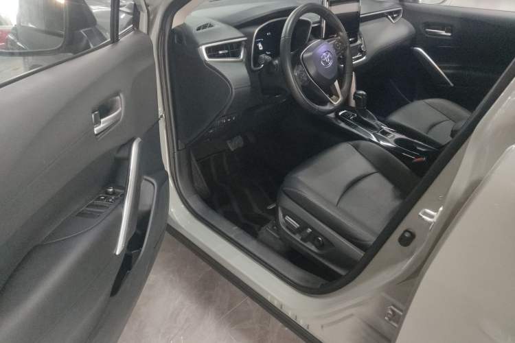 Used Toyota Corolla Cross 2022 2.0L Flagship Edition
