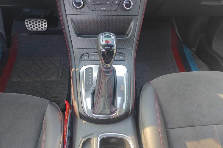 Used Buick Verano 2016 Hatchback GS 20T Dual-Clutch Passionate Sporty Model
