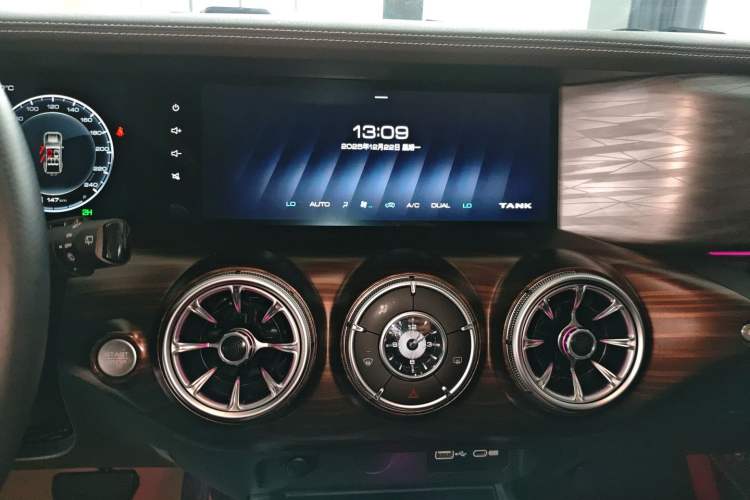 Used Tank 300 2021 Off-Road Edition 2.0T Conqueror
