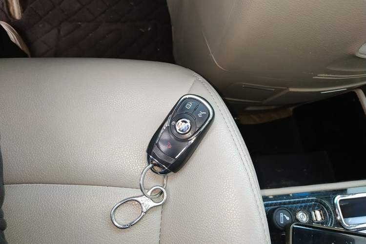 Used Buick GL8 2018 28T Comfort Model China VI Standard
