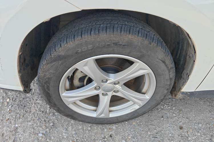 Used Haval H2 2018 1.5T Dual-Clutch Two-Wheel Drive Fashion Model China VI Standard
