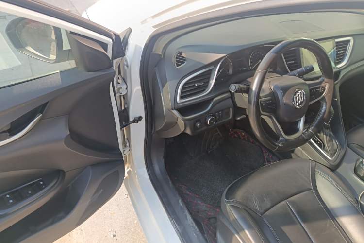 Used Buick GT 2018 18T Automatic Elite Model