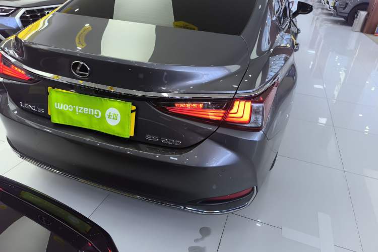 Used Lexus ES 2020 200 Luxury Edition
