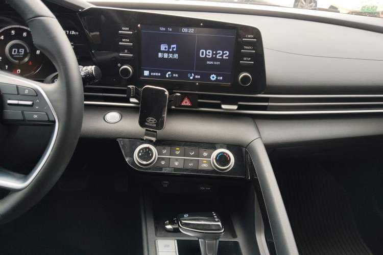 Used Hyundai Elantra 2022 1.5L CVT GLX Elite Edition