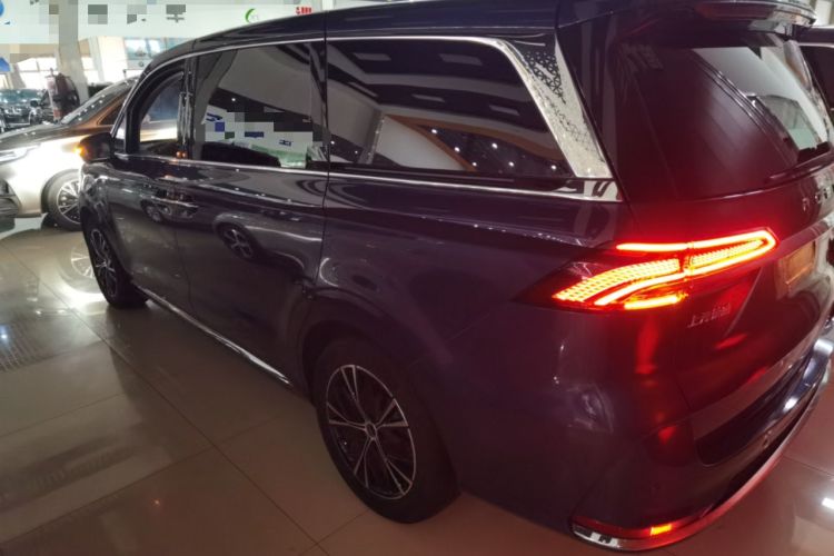 Used Roewe iMAX8 2023 400TGI Comfort Edition