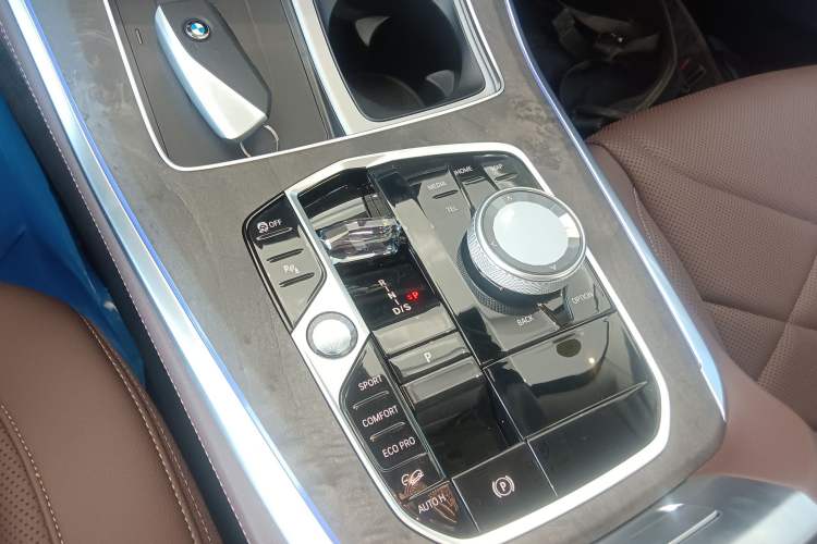 Used BMW X5 2023 xDrive 30Li Luxury M Sport Night Edition Package
