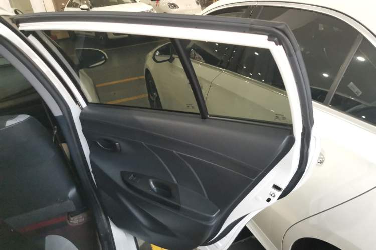 Used Toyota YARiS L 2022 X-Trail 1.5L CVT Leading PLUS Edition
