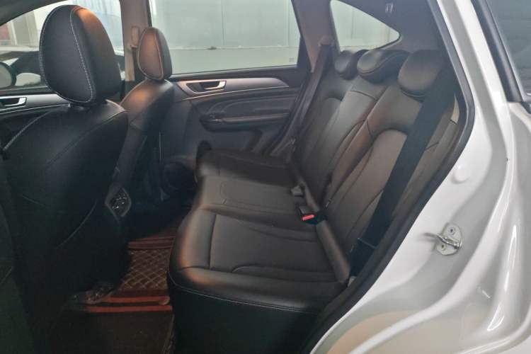 Used Haval M6 2021 PLUS 1.5T DCT Comfort Edition
