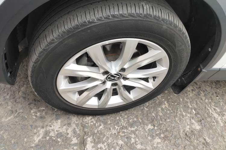 Used Volkswagen T-ROC 2022 280TSI DSG Two-Wheel Drive Elite PLUS