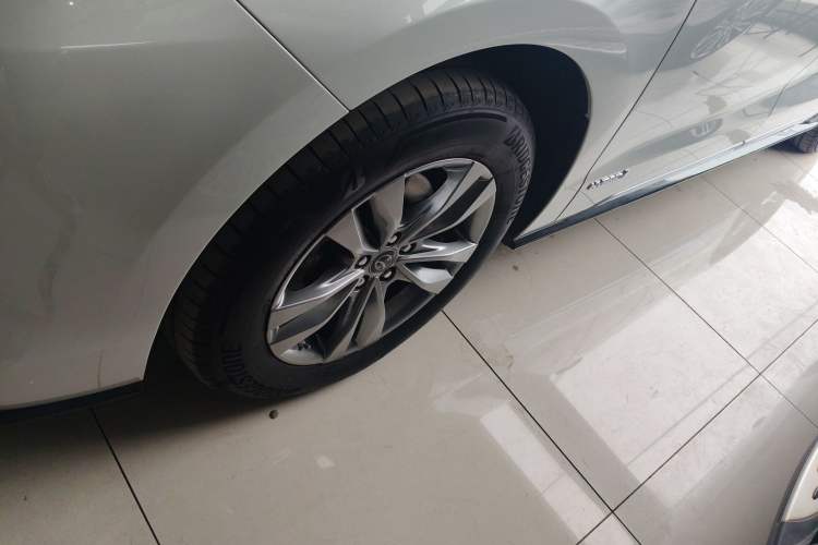 Used Toyota Sienna 2021 2.5L Hybrid Platinum Edition