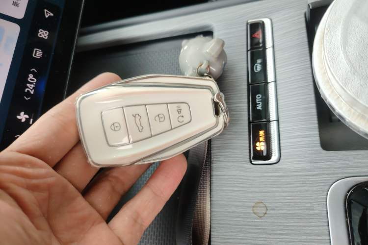 Used Geely Auto FX11 2024 1.5TD DCT Prestige Edition
