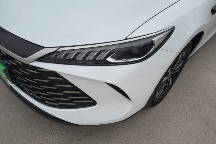 Used BYD Qin PLUS 2025 DM-i Smart Drive 120KM Superior Model
