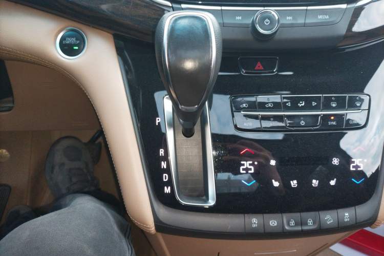 Used Buick GL8 2017 ES 28T Flagship Model China V Standard