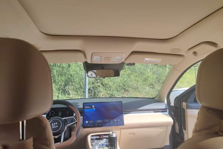 Used  E5 PLUS 2025 165 km Long-Range Version PLUS 7-Seater
