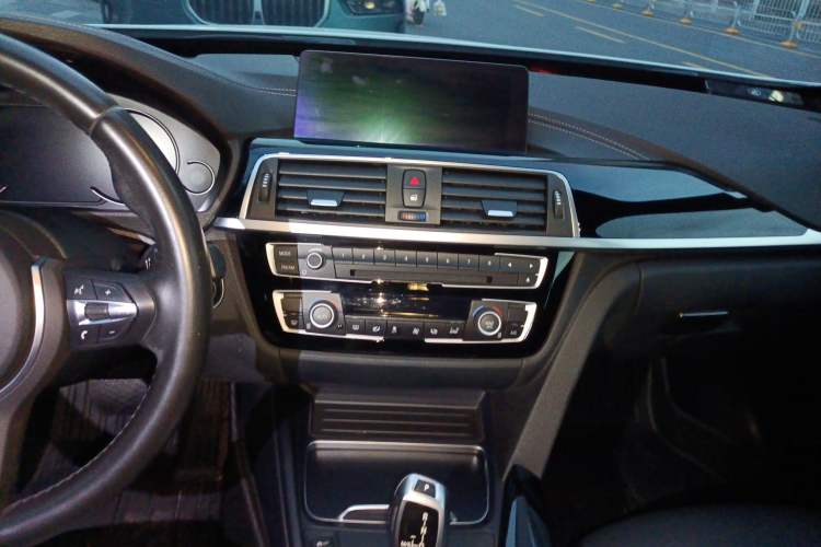 Used BMW 3 Series GT 2019 320i M Sport Package
