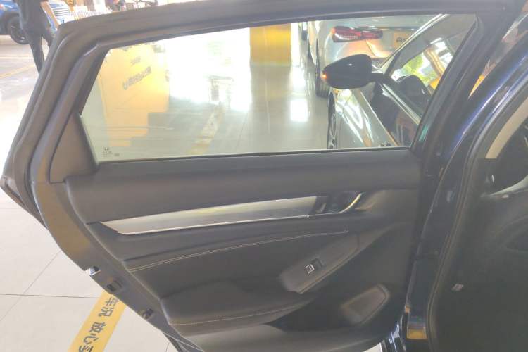 Used Honda Inspire 2019 260TURBO Elegant Edition China VI Emission Standard
