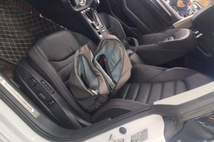 Used Volkswagen FAW-Volkswagen CC 2021 380TSI Striking Edition
