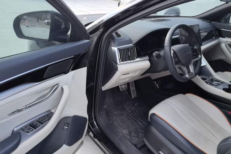Used BYD Song PLUS New Energy 2024 HONOR Edition DM-i 110km Flagship Model

