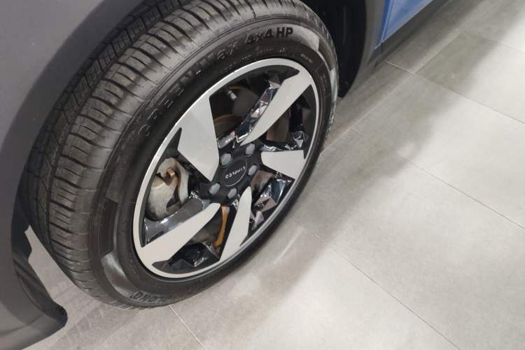 Used Lynk & Co 06 EM-P 2020 PHEV Plus