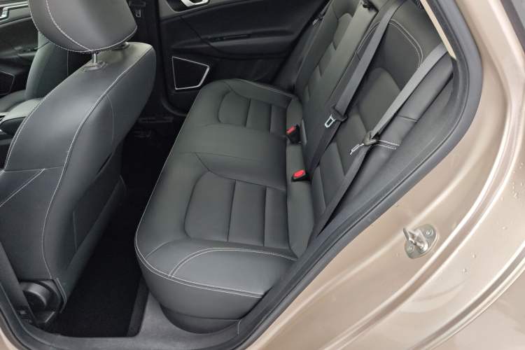 Used Geely Auto Emgrand GL 2018 1.4T DCT Elite Smart Connectivity Version
