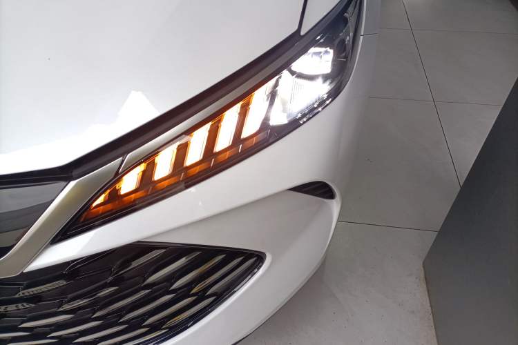 Used BYD Qin PLUS 2025 DM-i Smart Drive 55KM Leading Model