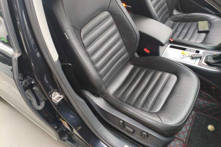 Used Volkswagen Passat 2015 1.8TSI DSG Prestige Edition
